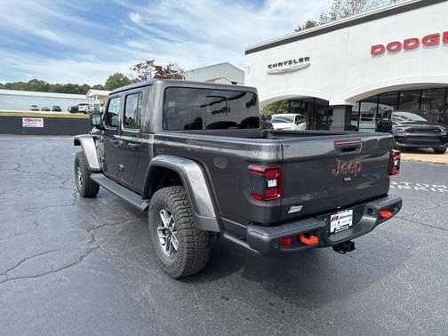 2025 Jeep Gladiator Mojave X