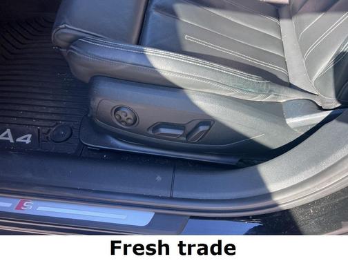 2023 Audi A4 Prestige 45 TFSI S line quattro S tronic