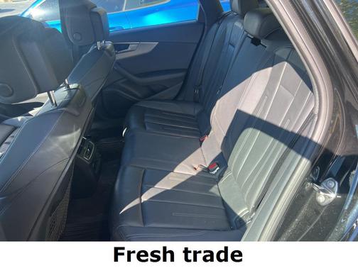 2023 Audi A4 Prestige 45 TFSI S line quattro S tronic