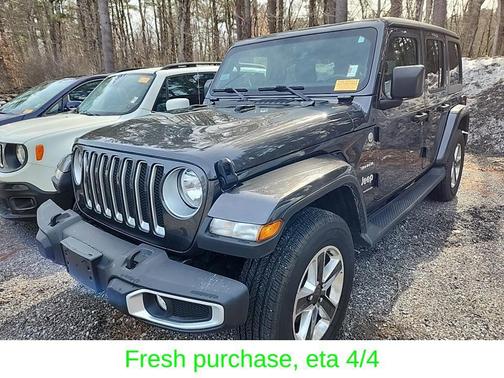 Granite Crystal Metallic Clearcoat 2023 Jeep Wrangler 4-Door Sahara 4x4