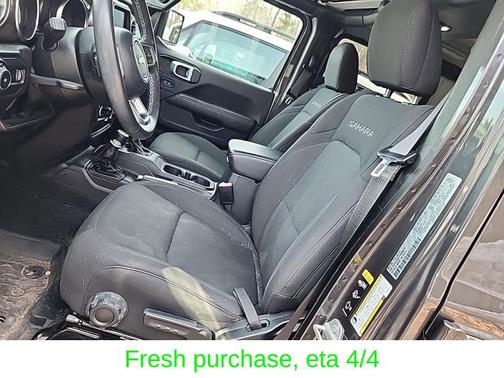 Granite Crystal Metallic Clearcoat 2023 Jeep Wrangler 4-Door Sahara 4x4