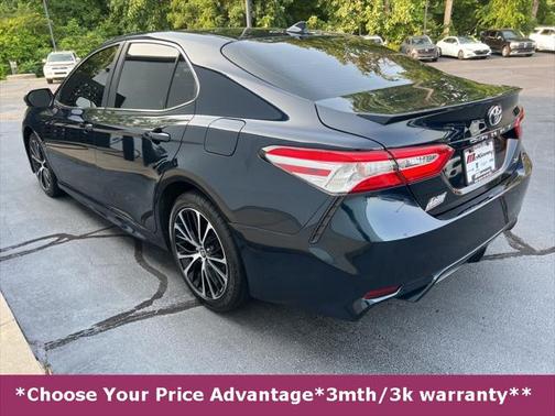 2020 Toyota Camry SE