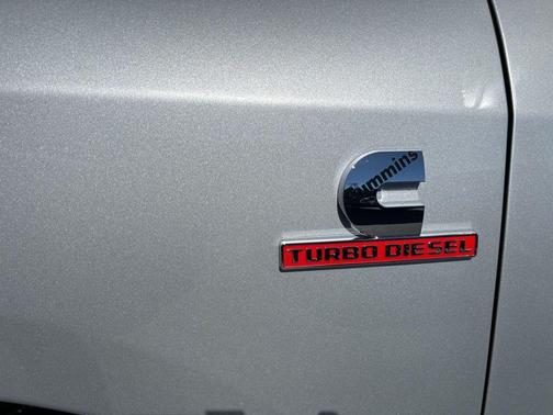 2026 RAM 3500 Tradesman Crew Cab 4x4 8' Box