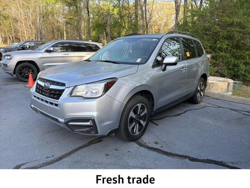 Ice Silver Metallic 2017 Subaru Forester 2.5i Premium