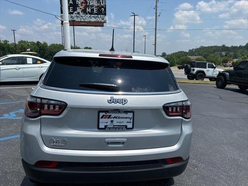 2025 Jeep Compass Sport