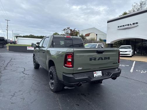2026 RAM 1500 Warlock Crew Cab 4x4 5'7' Box