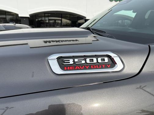 2026 RAM 3500 Tradesman Crew Cab 4x4 8' Box