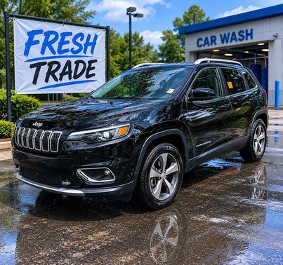 Diamond Black Crystal Pearlcoat 2021 Jeep Cherokee Limited