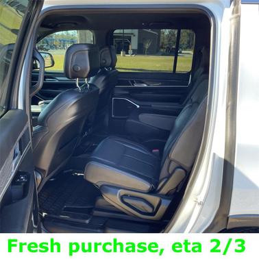 2022 Jeep Wagoneer Series III 4x2