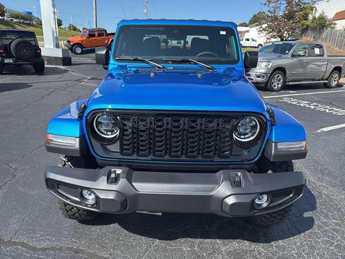 2025 Jeep Gladiator Willys