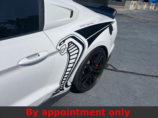 2021 Ford Shelby GT500 Base