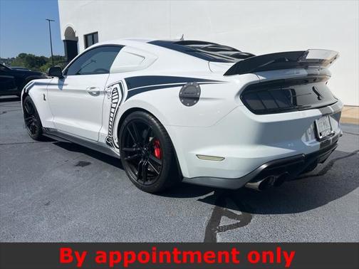 2021 Ford Shelby GT500 Base
