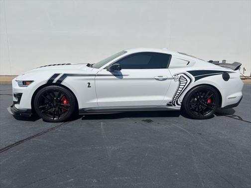 2021 Ford Shelby GT500 Base