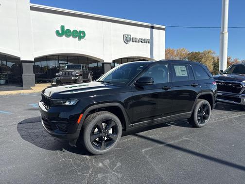2025 Jeep Grand Cherokee Altitude