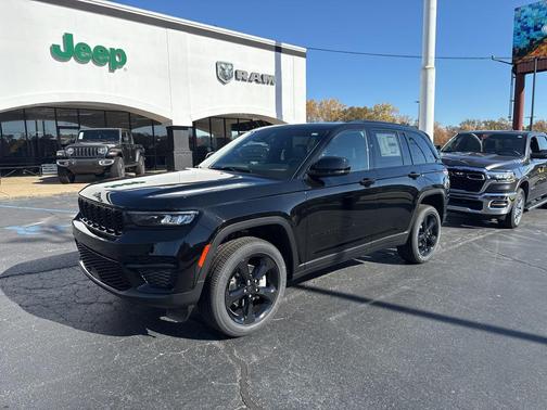 2025 Jeep Grand Cherokee Altitude