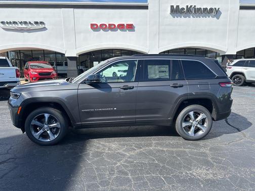 Baltic Gray Metallic Clearcoat 2026 Jeep Grand Cherokee Limited
