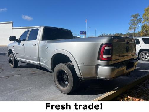 2022 RAM 3500 Laramie Crew Cab 4x4 8' Box