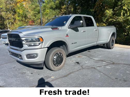 2022 RAM 3500 Laramie Crew Cab 4x4 8' Box