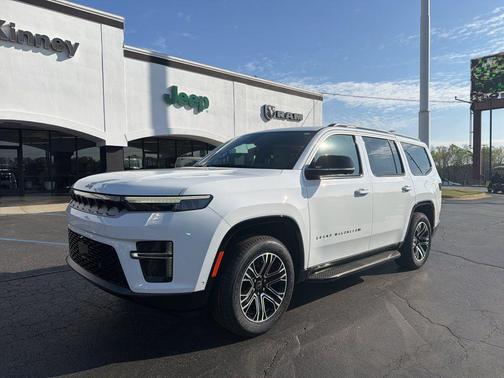 2026 Jeep Grand Wagoneer 4x2