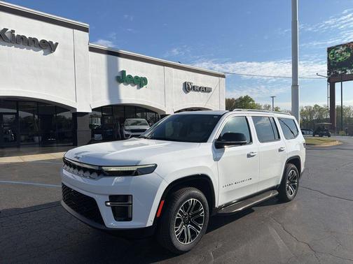 2026 Jeep Grand Wagoneer 4x2