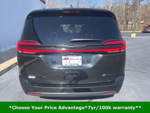 2022 Chrysler Pacifica Hybrid Touring L