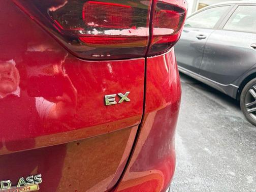 Hyper Red 2021 Kia Sportage EX