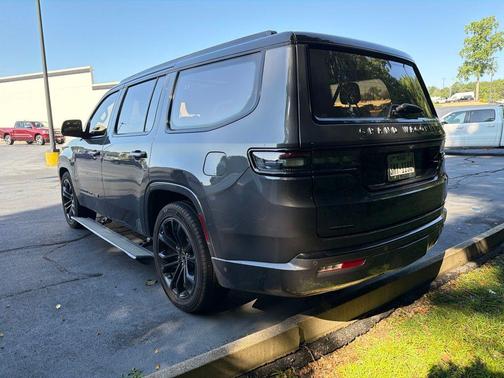 Baltic Gray Metallic Clearcoat 2022 Jeep Grand Wagoneer Series II 4x4