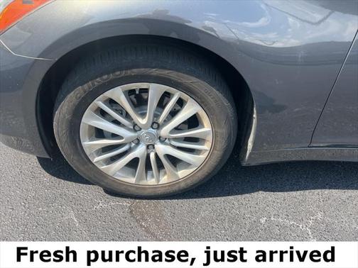 2012 INFINITI M37 Base