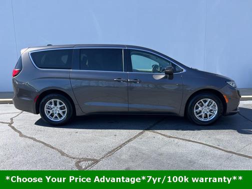 2023 Chrysler Pacifica Touring L