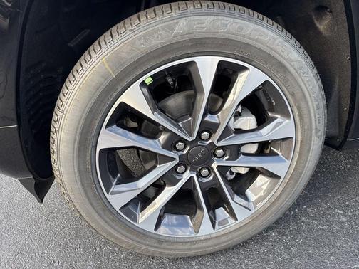 2025 Jeep Grand Cherokee Overland