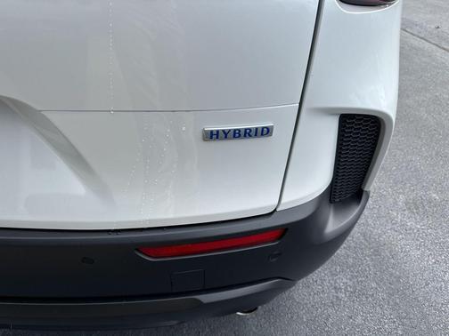 2026 Mazda CX-50 Hybrid Premium Plus