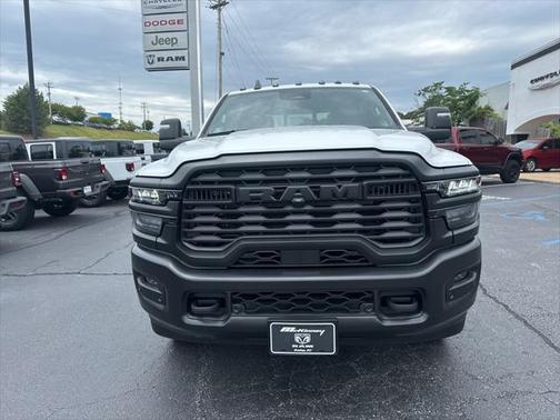 2025 RAM 2500 Tradesman Crew Cab 4x4 6'4' Box