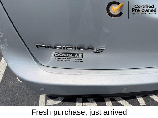 Silver Mist Clearcoat 2023 Chrysler Pacifica Limited