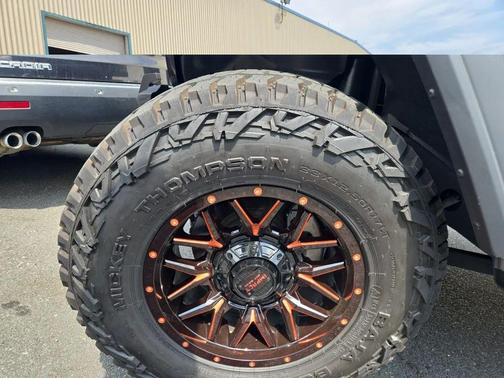 Granite Crystal Metallic Clearcoat 2024 Jeep Wrangler Sport S