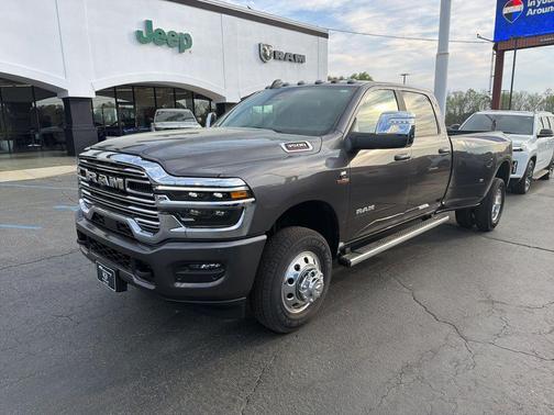 Granite Crystal Metallic Clearcoat 2026 RAM 3500 Laramie Crew Cab 4x4 8' Box