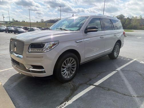 Ceramic Pearl 2020 Lincoln Navigator Standard