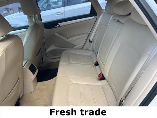2013 Volkswagen Passat 2.5 SE