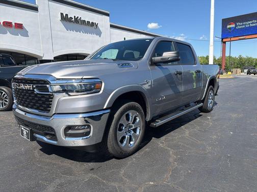 Billet Silver Metallic Clearcoat 2026 RAM 1500 Big Horn/Lone Star