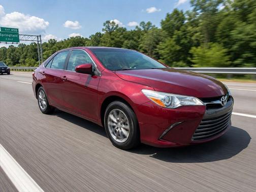 Ruby Flare Pearl 2015 Toyota Camry LE