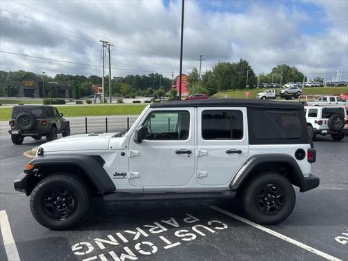 2025 Jeep Wrangler Sport