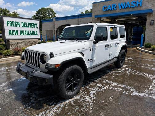 Bright White Clearcoat 2021 Jeep Wrangler Unlimited Sahara