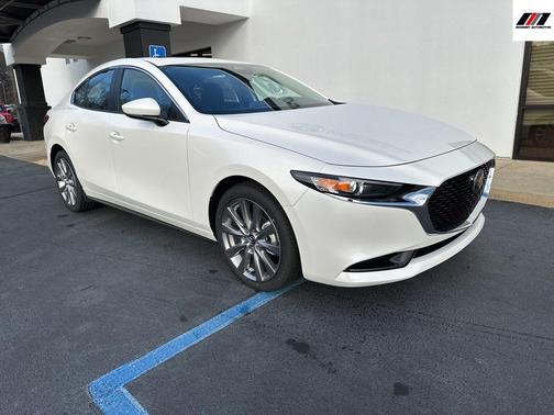 Snowflake White Pearl Mica 2026 Mazda Mazda3 FWD w/Preferred Package