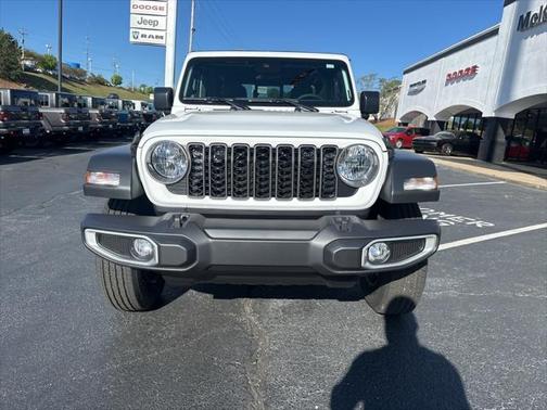 2025 Jeep Gladiator Sport
