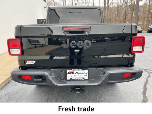 2025 Jeep Gladiator Nighthawk