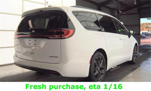 2025 Chrysler Pacifica Limited