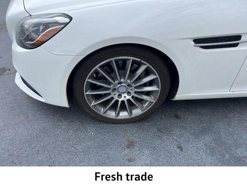2017 Mercedes-Benz SLC 300 SLC 300