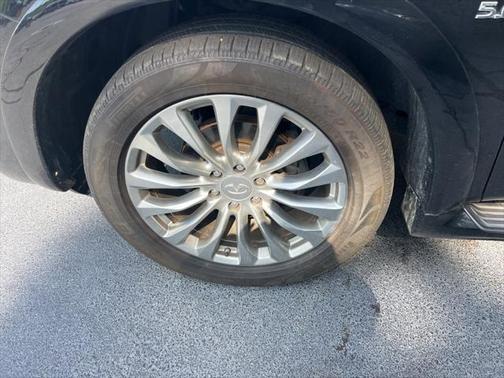 2017 INFINITI QX80 Base