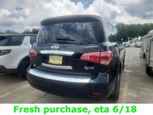 2017 INFINITI QX80 Base