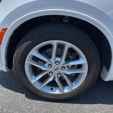 White Knuckle Clearcoat 2023 Dodge Durango GT Premium RWD