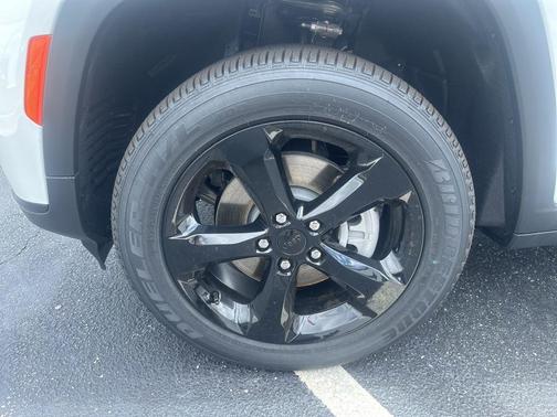 2025 Jeep Grand Cherokee L Altitude